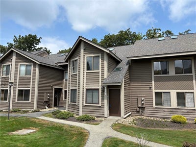 /international/us/1267-gristmill-court-hidden-valley-pa-110096076642/