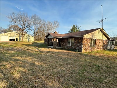 /international/us/42-lewis-lane-hattieville-ar-110106730346/