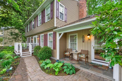 /international/us/36-carriage-road-delmar-ny-110108586469/?lang=de
