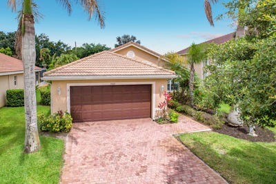 /international/us/2045-grey-falcon-circle-sw-vero-beach-fl-110108164167/