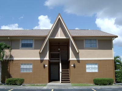 /international/us/133-bristol-court-melbourne-fl-110108098158/