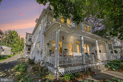 /international/us/65-s-hazel-street-manheim-pa-110120028782/