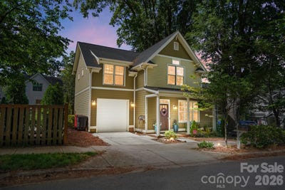 /international/us/534-spring-street-davidson-nc-110108128274/