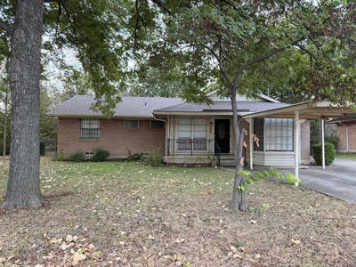 /international/us/924-monterey-drive-denton-tx-110110350093/