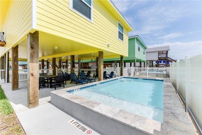 /international/us/116-redfish-lane-port-aransas-tx-110108398954/