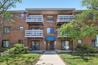 /international/us/1319-n-winslowe-drive-palatine-il-110108496858/