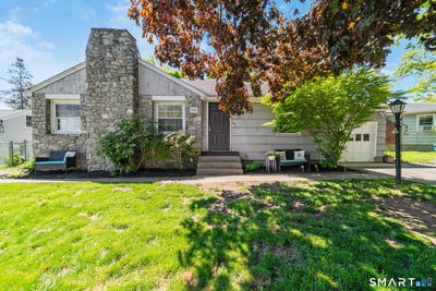 /international/us/113-marconi-avenue-bristol-ct-110108057819/