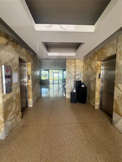 /international/us/4745-ave-isla-verde-carolina-pr-110106491656/