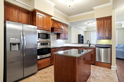 /international/us/301-watermere-drive-southlake-tx-110109195668/