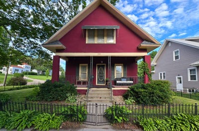 /international/us/209-n-9th-street-monmouth-il-110108819904/