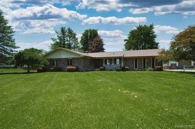 /international/us/29940-29-mile-road-lenox-twp-mi-110108537450/