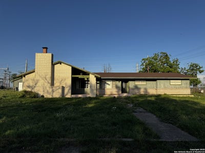 /international/us/22428-fm-2093-harper-tx-110105703700/