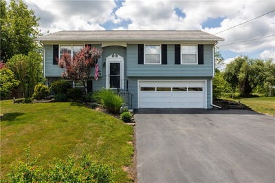 /international/us/10-mountview-road-e-bath-ny-110108797585/