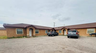 /international/us/418-s-pecan-st-pecos-tx-110109331092/