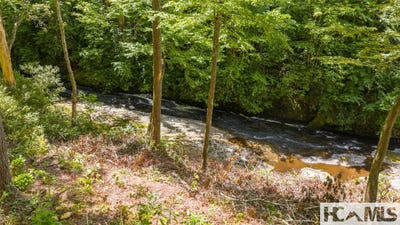 /international/us/lt-11-nashs-knoll-lot-11-cashiers-nc-110107611192/