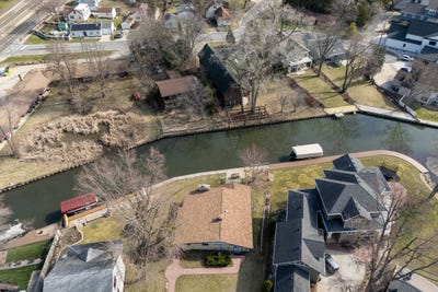 /international/us/2809-dewey-court-middleton-wi-110106984304/