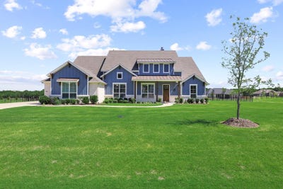 /international/us/180-waterview-drive-gunter-tx-110108533648/