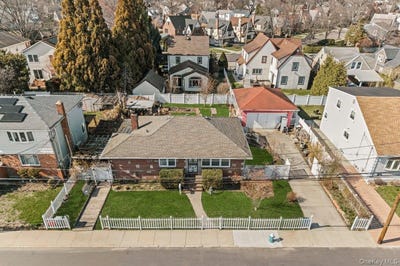 /international/us/100-memphis-avenue-floral-park-ny-110106785391/