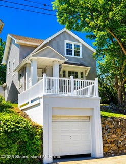 /international/us/402-woodstock-avenue-staten-island-ny-110108540700/