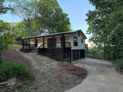 /international/us/678-lakeview-circle-morganton-ga-110107637456/