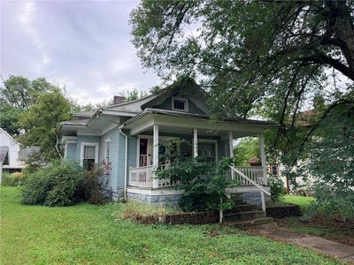 /international/us/608-linn-street-trenton-mo-110120426449/