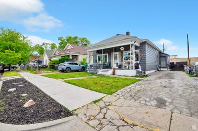 /international/us/2827-s-pingree-ave-ogden-ut-110106490962/