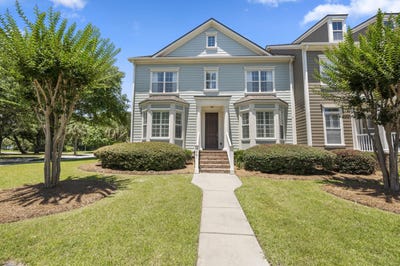 /international/us/1481-clancy-road-mount-pleasant-sc-110108568440/