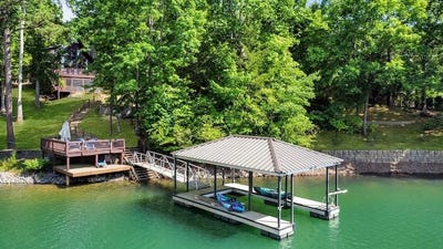 /international/us/22-waterloon-trl-morganton-ga-110108257015/