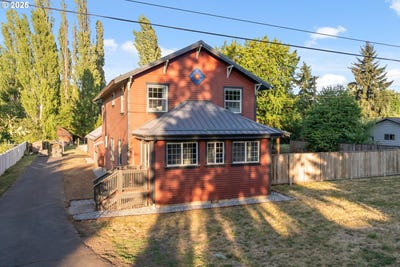 /international/us/3141-odell-hwy-hood-river-or-110100746925/