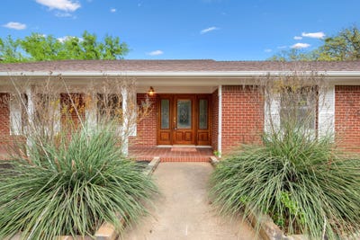/international/us/804-nw-11th-street-mineral-wells-tx-110098357996/