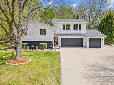 /international/us/6881-redwing-lane-chanhassen-mn-110108344201/