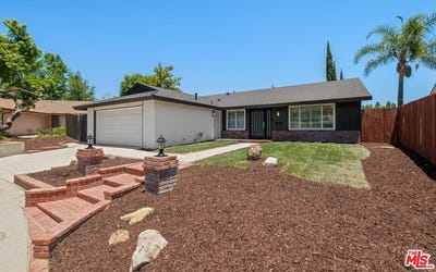 /international/us/8334-denise-ln-west-hills-ca-110108877900/