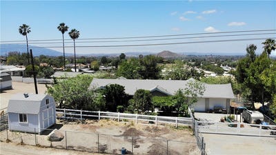 /international/us/115-east-street-norco-ca-110108078560/