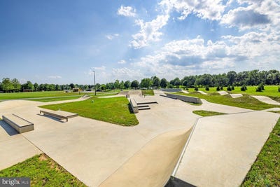 /international/us/4300-zircon-road-middletown-md-110100816602/?lang=zh-tw