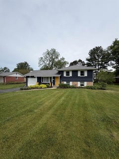 /international/us/723-e-franklin-street-rockton-il-110108126239/