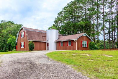 /international/us/1980-antioch-road-hartsville-sc-110099911416/