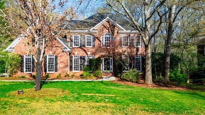 /international/us/204-red-maple-way-clemson-sc-110106675091/