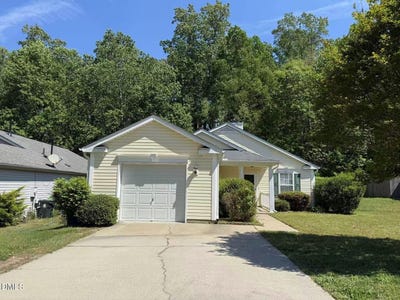 /international/us/928-homestead-park-drive-apex-nc-110108173596/