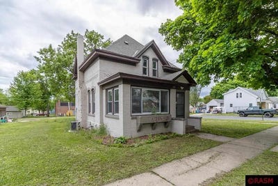 /international/us/202-e-adams-street-arlington-mn-110100688130/