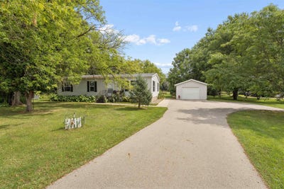 /international/us/n3356-county-road-w-new-london-wi-110119764916/
