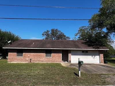 /international/us/405-east-roitsch-lane-la-grange-tx-110120419985/