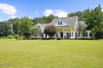 /international/us/1674-lovewood-road-cottondale-fl-110100755442/