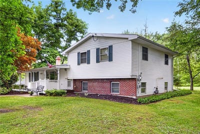 /international/us/3061-n-triphammer-road-lansing-ny-110108881676/