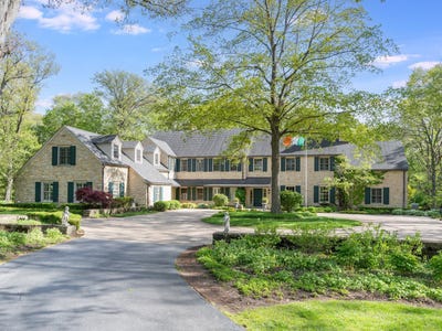 /international/us/875-country-club-road-st-charles-il-110108090859/