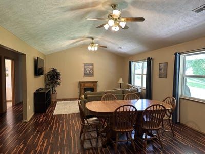 /international/us/5798-state-highway-bb-seymour-mo-110100240588/?lang=en