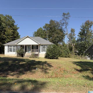 /international/us/2137-clevet-springs-road-hayden-al-110120615821/