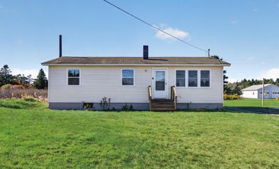 /international/us/26-number-nine-road-cutler-me-110120458006/
