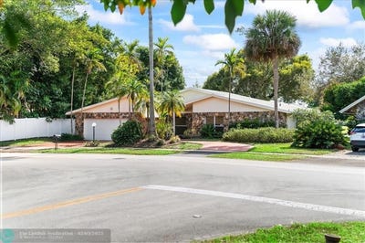 /international/us/8600-gatehouse-rd-plantation-fl-110099177644/