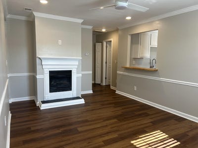 /international/us/3930-azalea-drive-north-charleston-sc-110108552746/