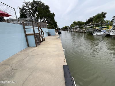 /international/us/146-charles-street-edgewater-fl-110100882292/